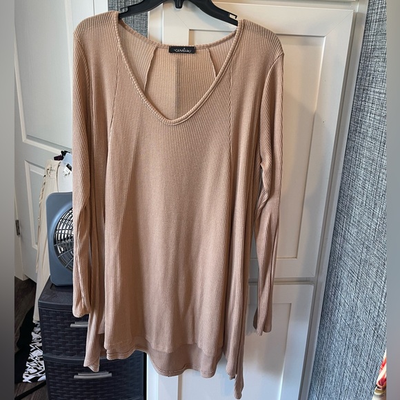 Sweaters - Brown light sweater